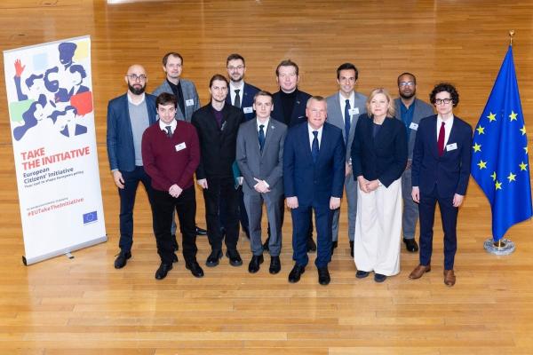 Visit of the organisers of the European citizens' initiative "Stop Destroying Videogames", to the European Commission